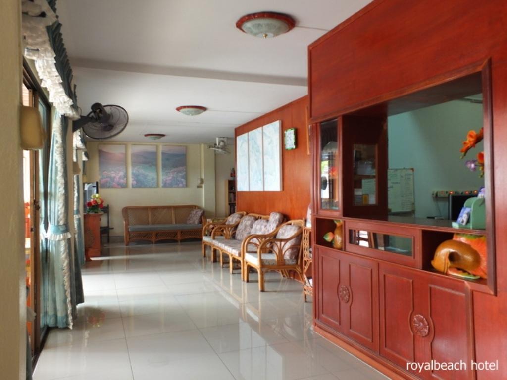 Royal Beach Guest House Hua Hin Bagian luar foto